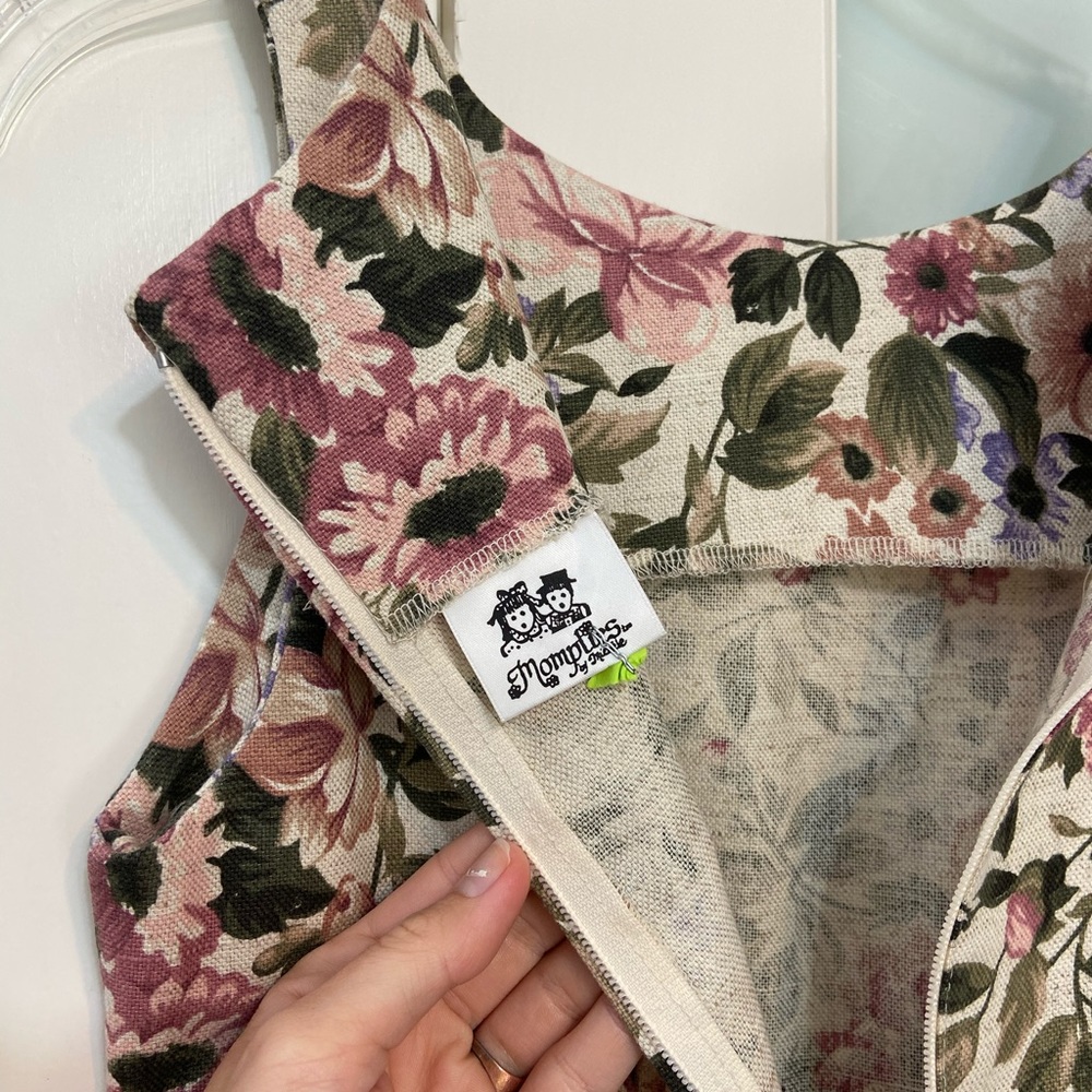 Vintage Slim Cut Floral Dress - Picture 8 of 9